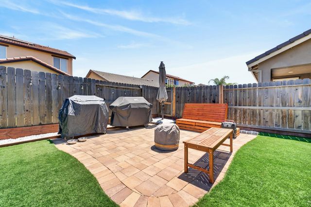 3751 EDINGTON Dr, Rancho Cordova, CA 95742