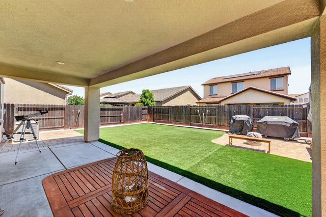 3751 EDINGTON Dr, Rancho Cordova, CA 95742