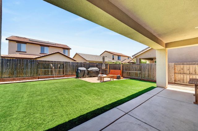 3751 EDINGTON Dr, Rancho Cordova, CA 95742