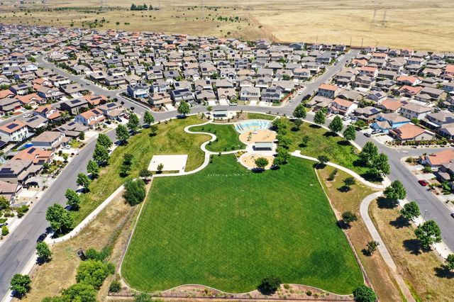 3751 EDINGTON Dr, Rancho Cordova, CA 95742