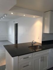 860 NE 209th Terrace 10433, Miami, FL 33179
