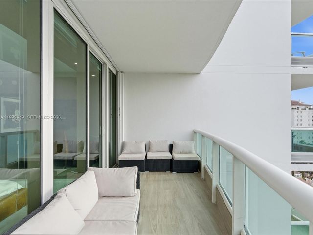 19955 NE 38th Ct 1205, Aventura, FL 33180