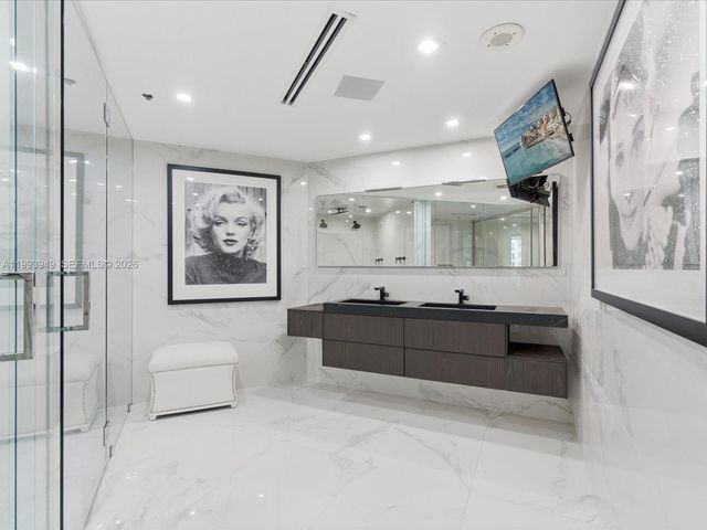 19955 NE 38th Ct 1205, Aventura, FL 33180