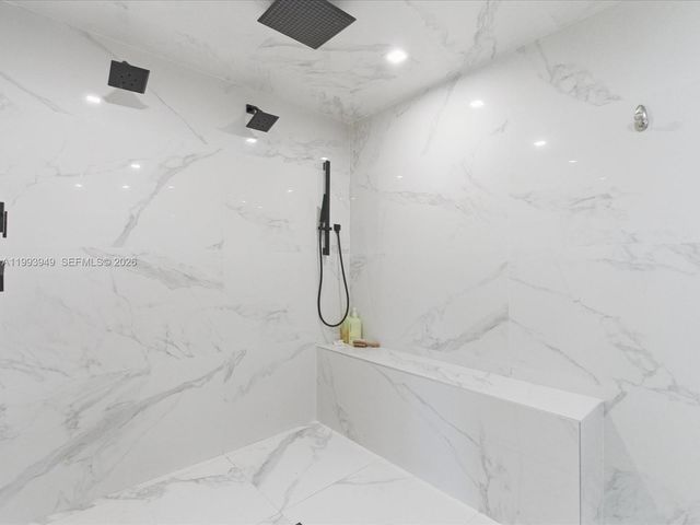 19955 NE 38th Ct 1205, Aventura, FL 33180