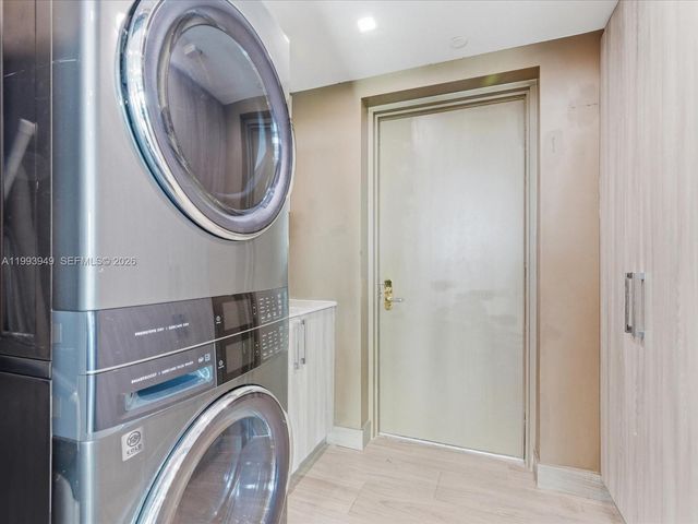 19955 NE 38th Ct 1205, Aventura, FL 33180