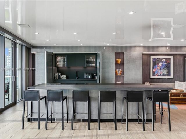 19955 NE 38th Ct 1205, Aventura, FL 33180