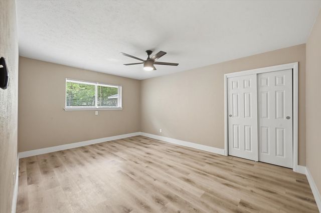 1200 Woodridge Circle, Euless, TX 76040