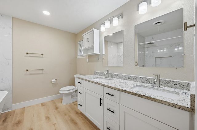 1200 Woodridge Circle, Euless, TX 76040