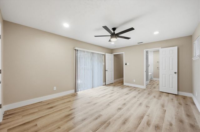 1200 Woodridge Circle, Euless, TX 76040