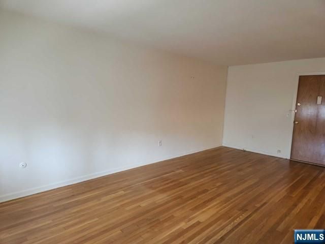 565 GROVE Street A-5, Clifton, NJ 07013