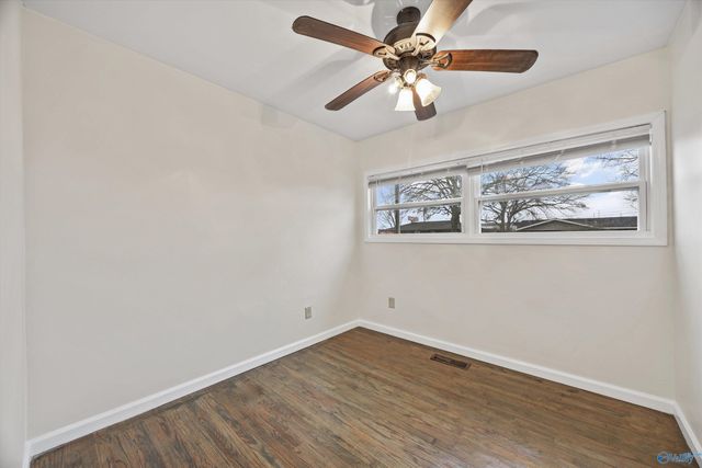 1710 Buena Vista Circle SE, Decatur, AL 35601