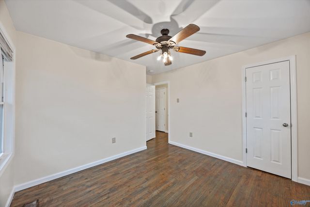 1710 Buena Vista Circle SE, Decatur, AL 35601