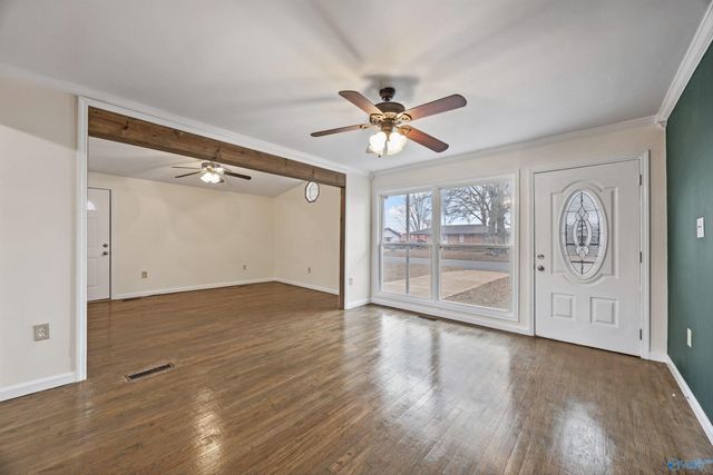 1710 Buena Vista Circle SE, Decatur, AL 35601