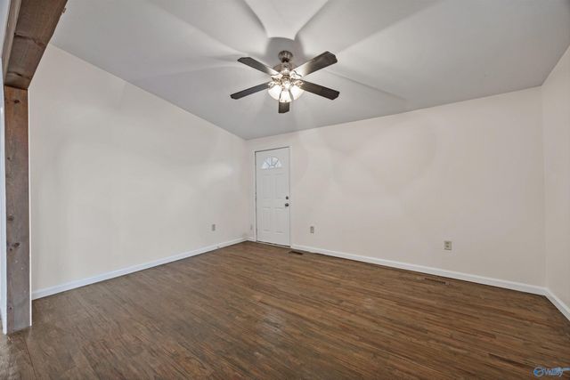 1710 Buena Vista Circle SE, Decatur, AL 35601