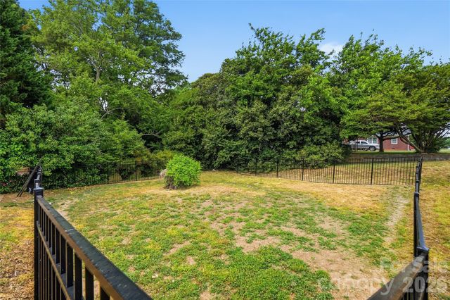 208 Jackson Terrace, Clover, SC 29710