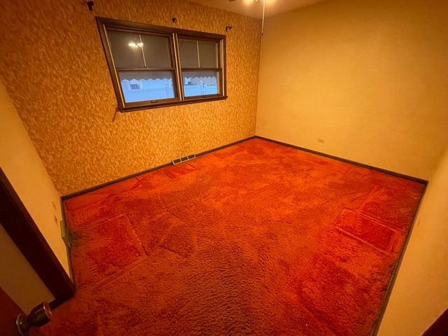 9618 Boulevard Drive, Highland, IN 46322