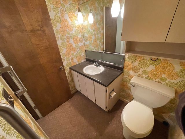 9618 Boulevard Drive, Highland, IN 46322