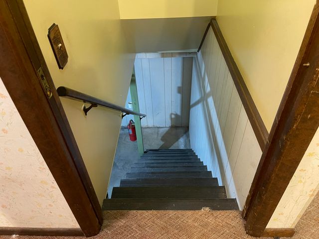 9618 Boulevard Drive, Highland, IN 46322