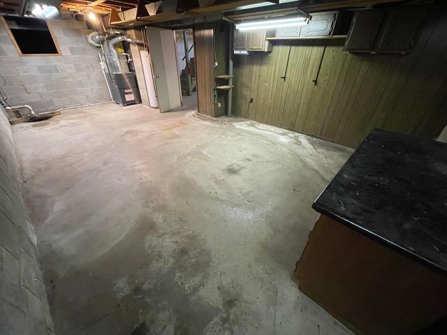 9618 Boulevard Drive, Highland, IN 46322