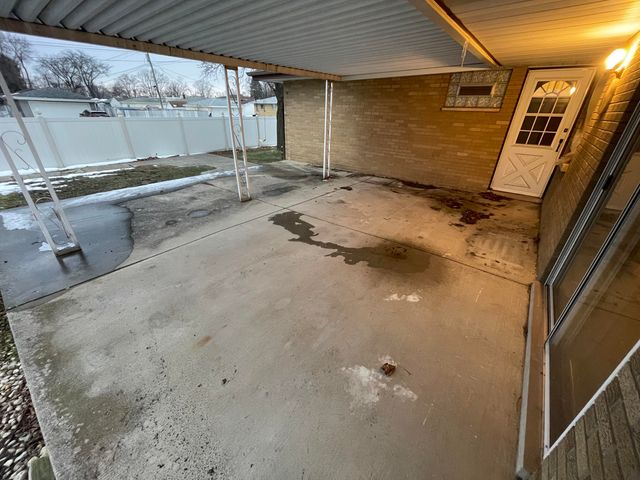 9618 Boulevard Drive, Highland, IN 46322