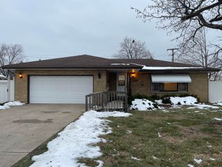 9618 Boulevard Drive, Highland, IN 46322