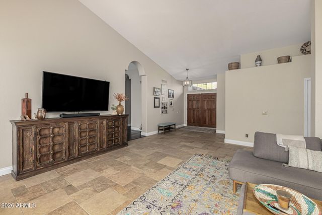 103 E MOUNTAIN SKY Avenue, Phoenix, AZ 85048