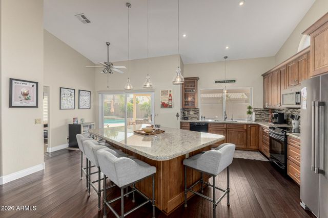 103 E MOUNTAIN SKY Avenue, Phoenix, AZ 85048