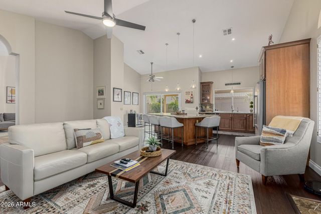 103 E MOUNTAIN SKY Avenue, Phoenix, AZ 85048