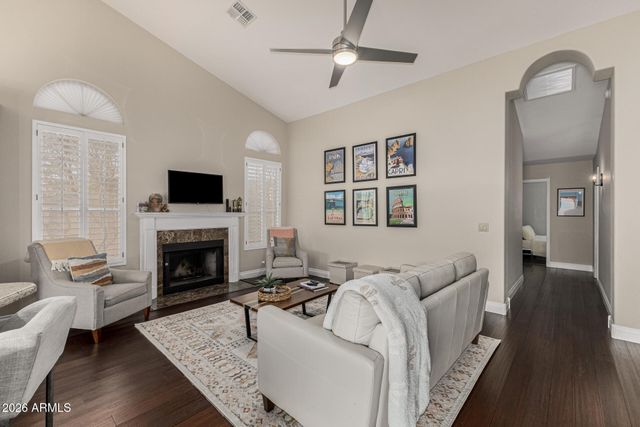 103 E MOUNTAIN SKY Avenue, Phoenix, AZ 85048