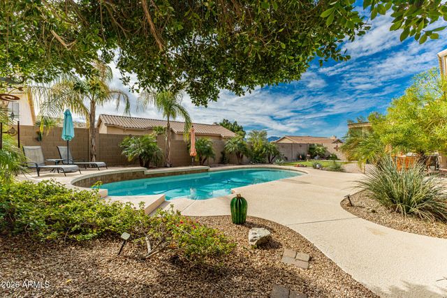 103 E MOUNTAIN SKY Avenue, Phoenix, AZ 85048