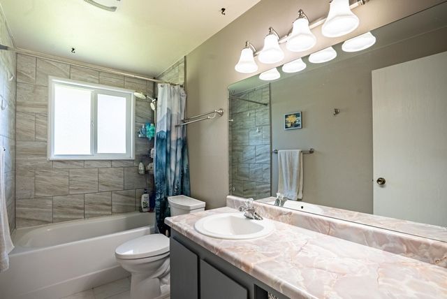 16317 E 16th Ave, Spokane Valley, WA 99037