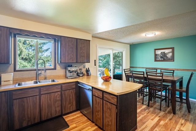 16317 E 16th Ave, Spokane Valley, WA 99037