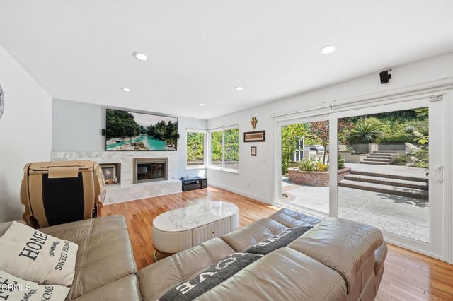 3180 Dragonfly Street, Glendale, CA 91206