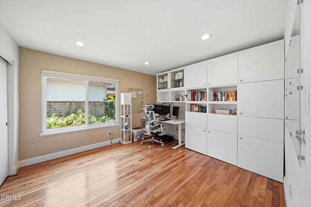 3180 Dragonfly Street, Glendale, CA 91206