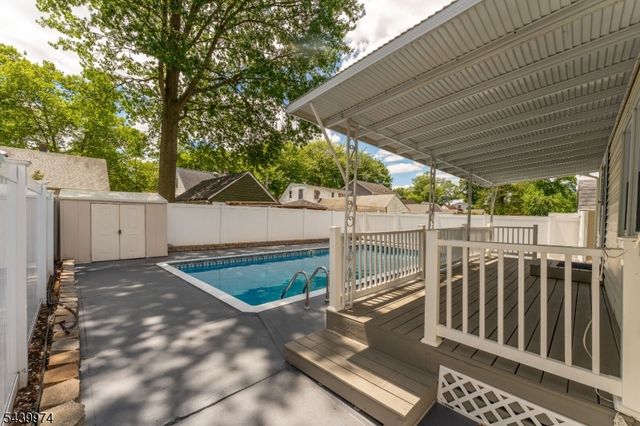 1106 Stone St, Rahway City, NJ 07065