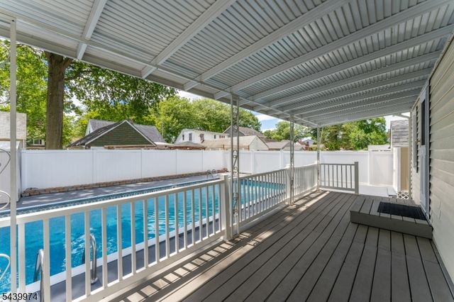 1106 Stone St, Rahway City, NJ 07065