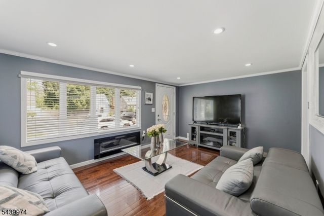 1106 Stone St, Rahway City, NJ 07065