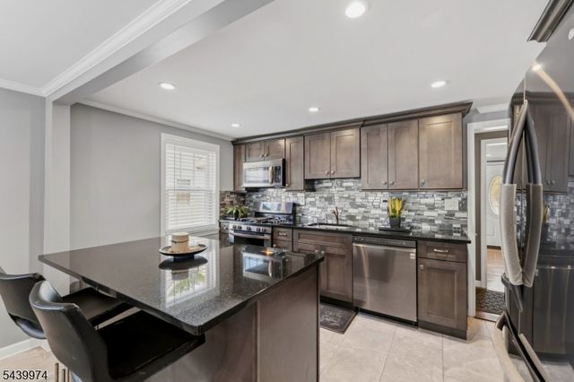1106 Stone St, Rahway City, NJ 07065