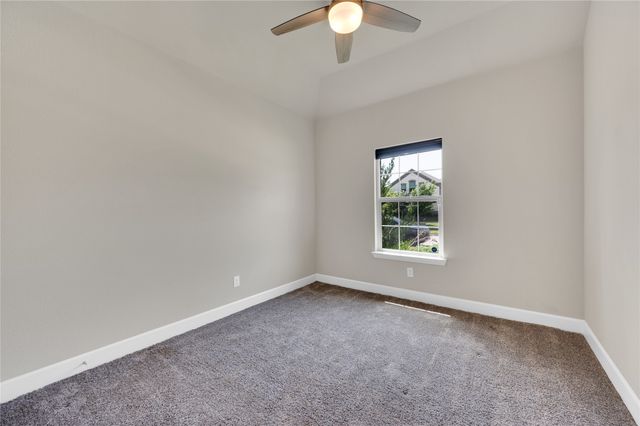 802 Grove Park Lane, Midlothian, TX 76065