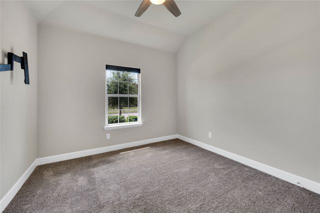 802 Grove Park Lane, Midlothian, TX 76065