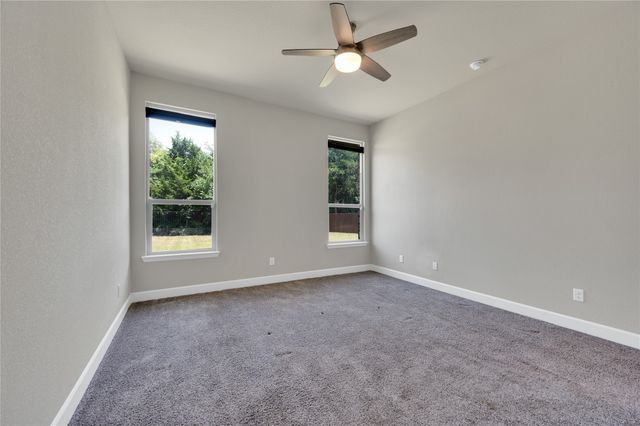 802 Grove Park Lane, Midlothian, TX 76065