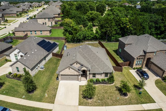 802 Grove Park Lane, Midlothian, TX 76065