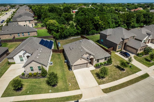 802 Grove Park Lane, Midlothian, TX 76065