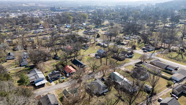 104 Locust Avenue, South Pittsburg, TN 37380