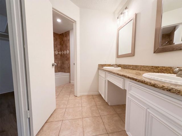 2307 Strait Lane, Houston, TX 77084