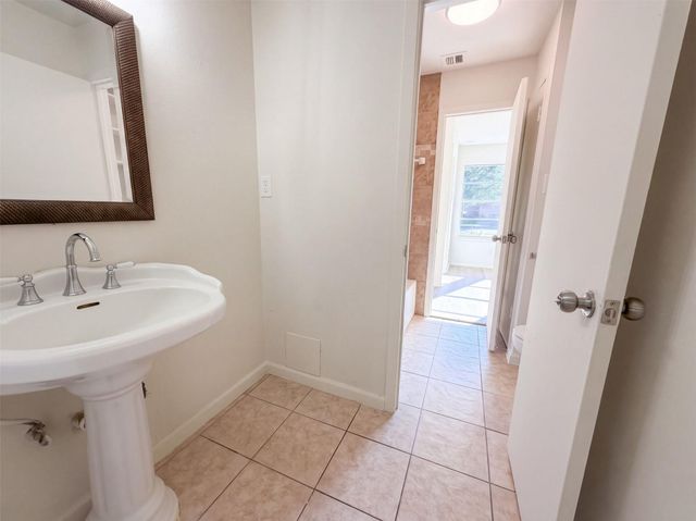 2307 Strait Lane, Houston, TX 77084