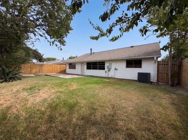 2307 Strait Lane, Houston, TX 77084