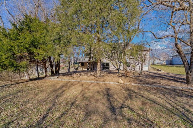 437 W Woodland Dr, Derby, KS 67037