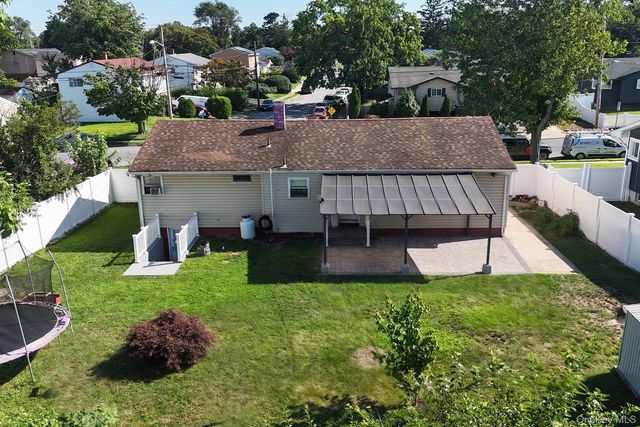 81 Ellery Street, Brentwood, NY 11717