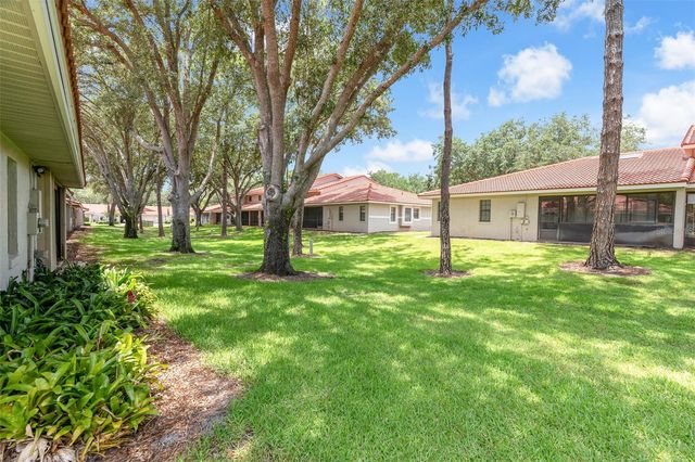 8237 BREEZE COVE LANE, Orlando, FL 32819